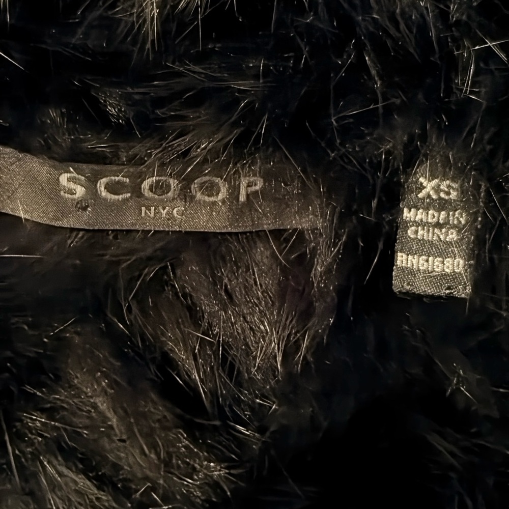 Black Rabbit Fur Vest - Picture 9 of 12